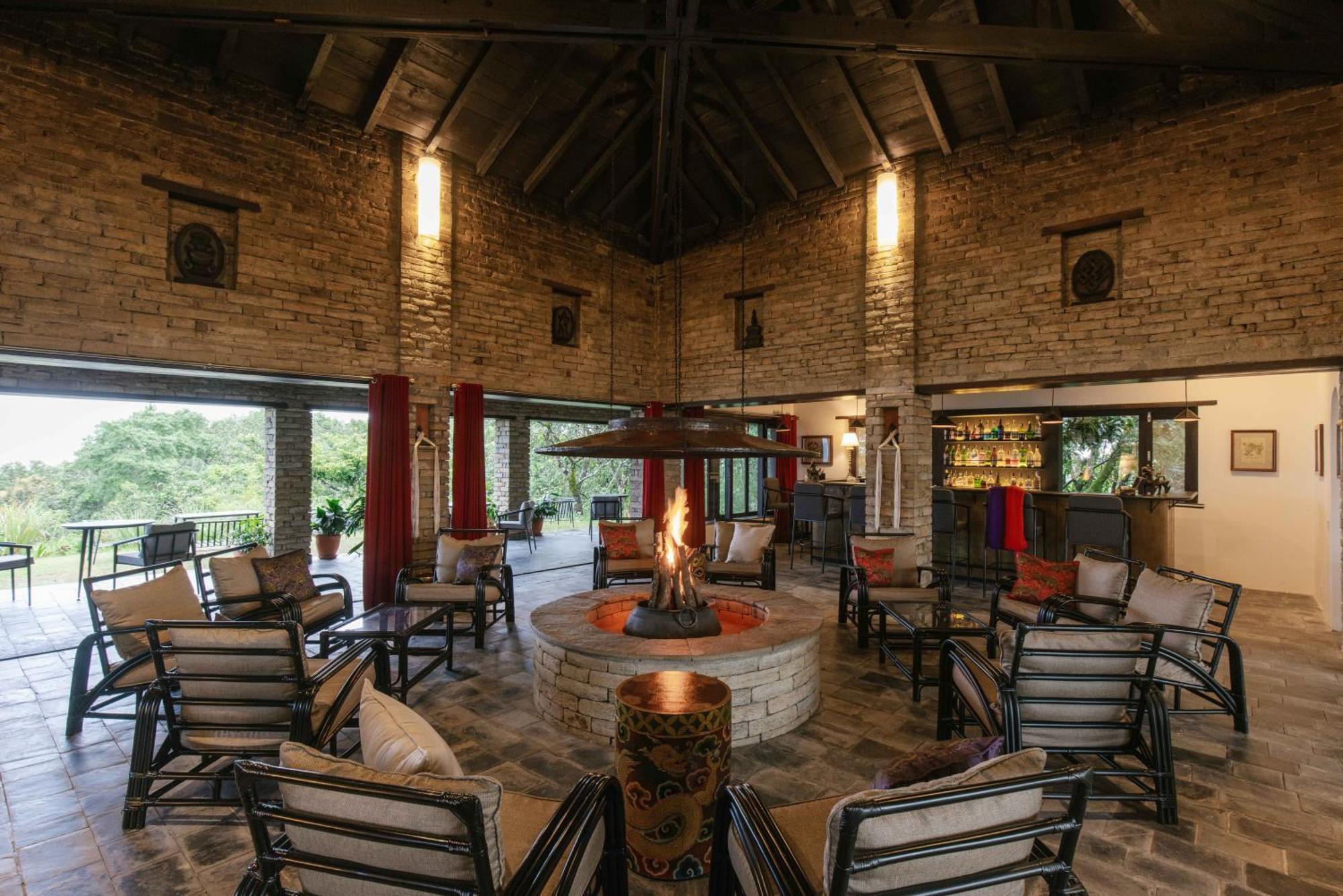 Tiger Mountain Pokhara Lodge Eksteriør billede