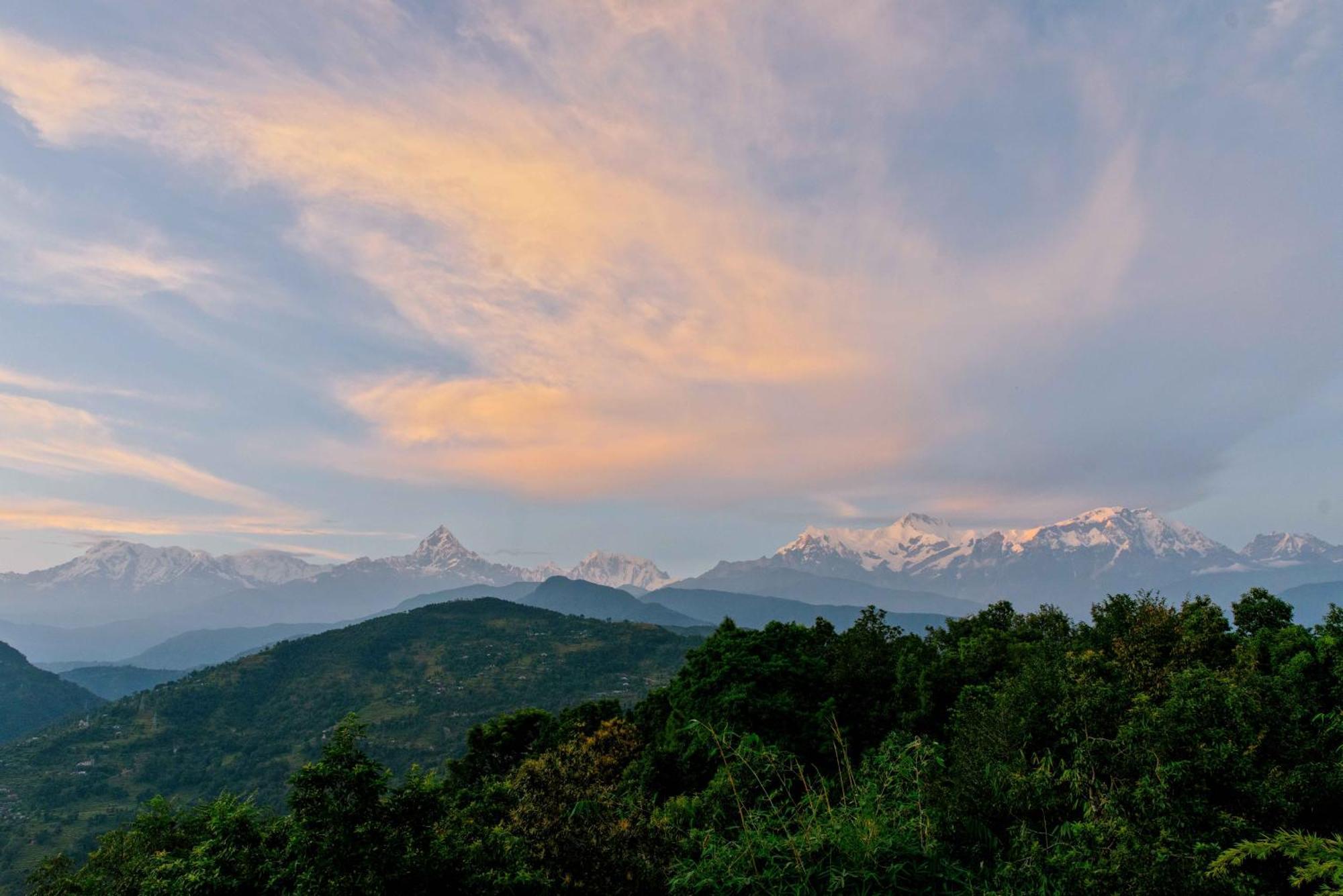 Tiger Mountain Pokhara Lodge Eksteriør billede