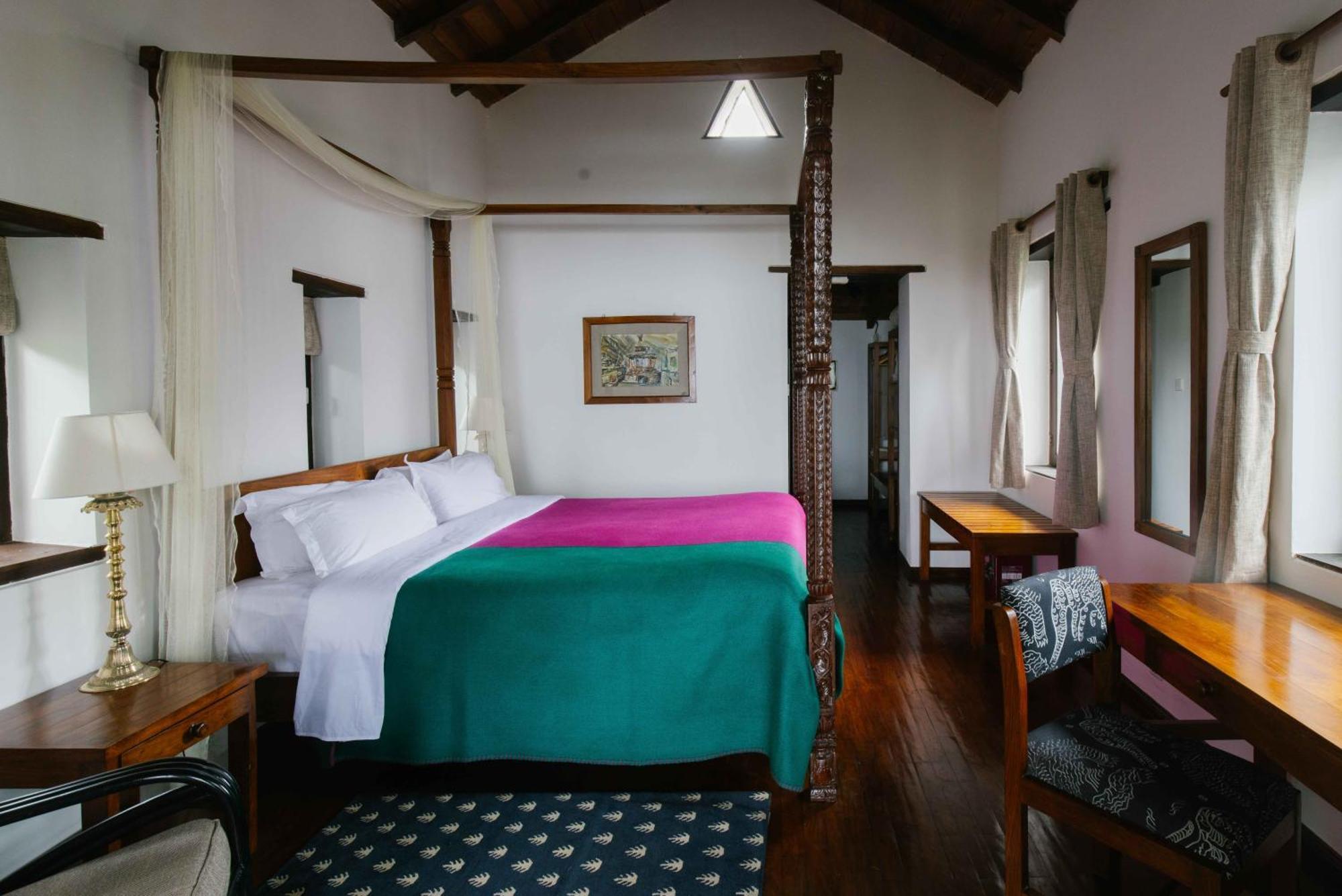 Tiger Mountain Pokhara Lodge Eksteriør billede